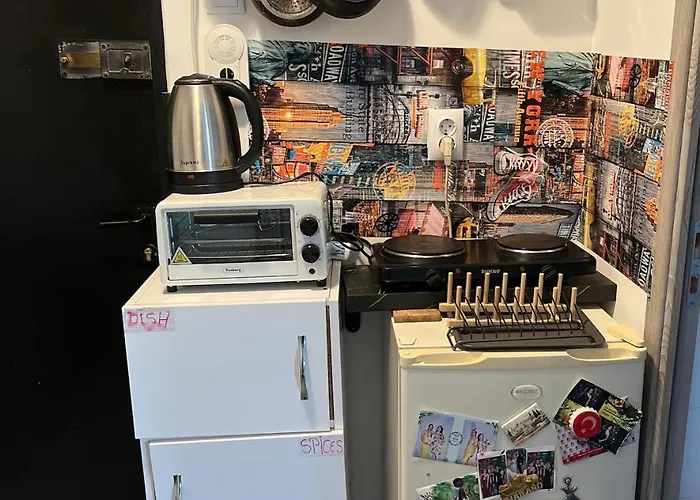 Artsy Studio, Self Check-in! 아파트 *