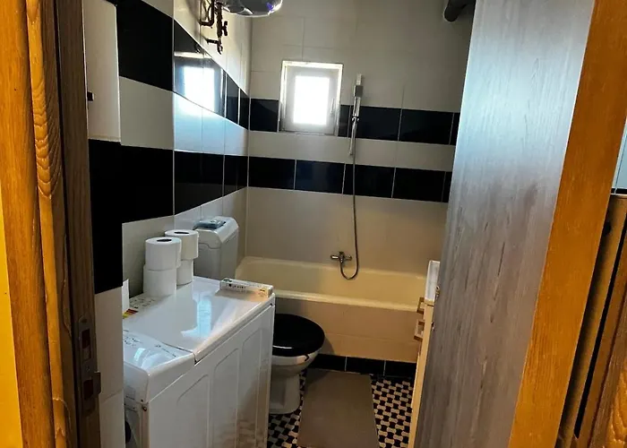 Artsy Studio, Self Check-in!