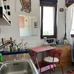 Lägenhet Artsy Studio, Self Check-in! *