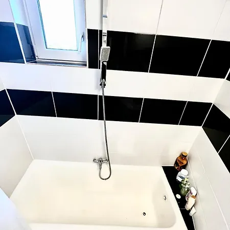 Apartamento Artsy Studio, Self Check-in! Bucarest