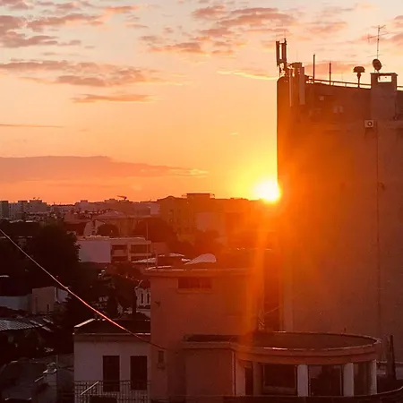 Artsy Studio, Self Check-in! * Бухарест