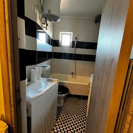 Artsy Studio, Self Check-in!