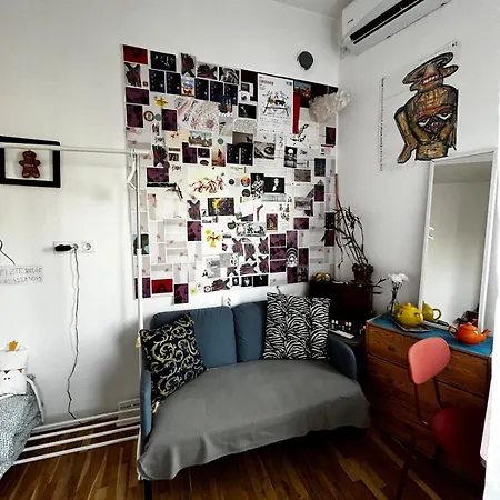 Artsy Studio, Self Check-in! Bucarest