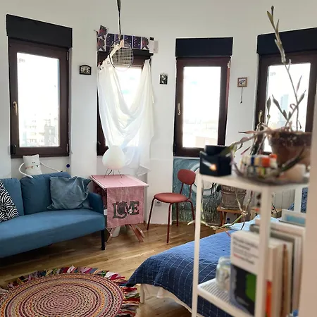 Appartamento Artsy Studio, Self Check-in!