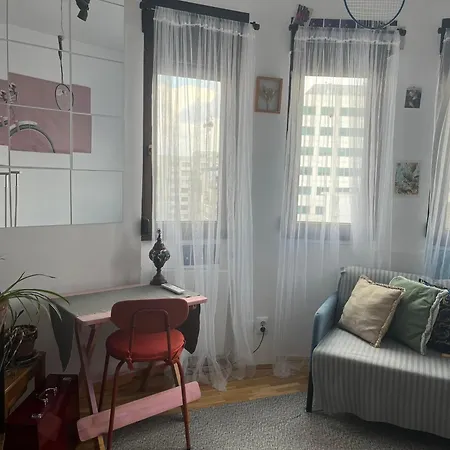 Artsy Studio, Self Check-in! Апартаменты