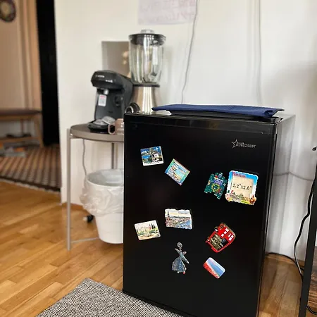 Apartment Artsy Studio, Self Check-in!